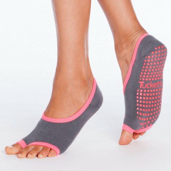 Barre + Pilates + Yoga Socks  Women's Ballerina Grip Socks Tucketts –  SIMPLYWORKOUT